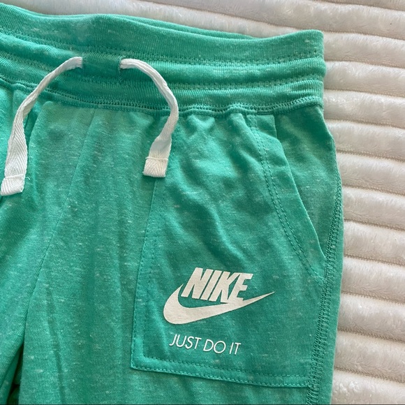 NWT Nike Sweatpants - Picture 3 of 5